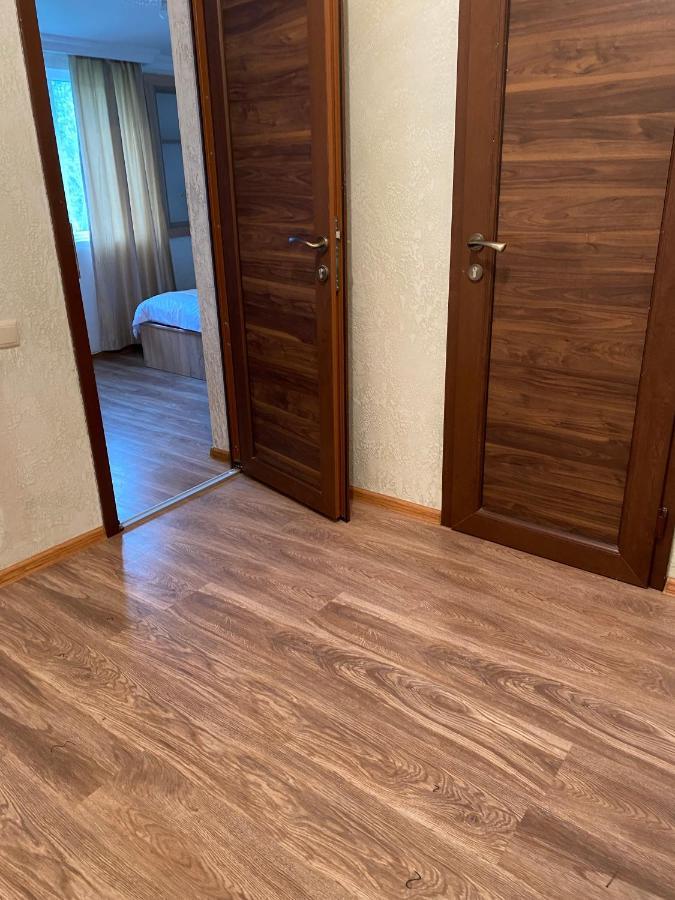 巴统 Holiday House Chkonia酒店 外观 照片