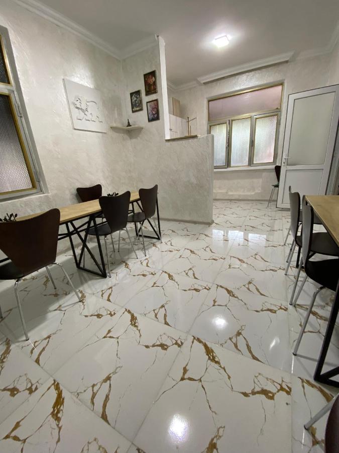 巴统 Holiday House Chkonia酒店 外观 照片
