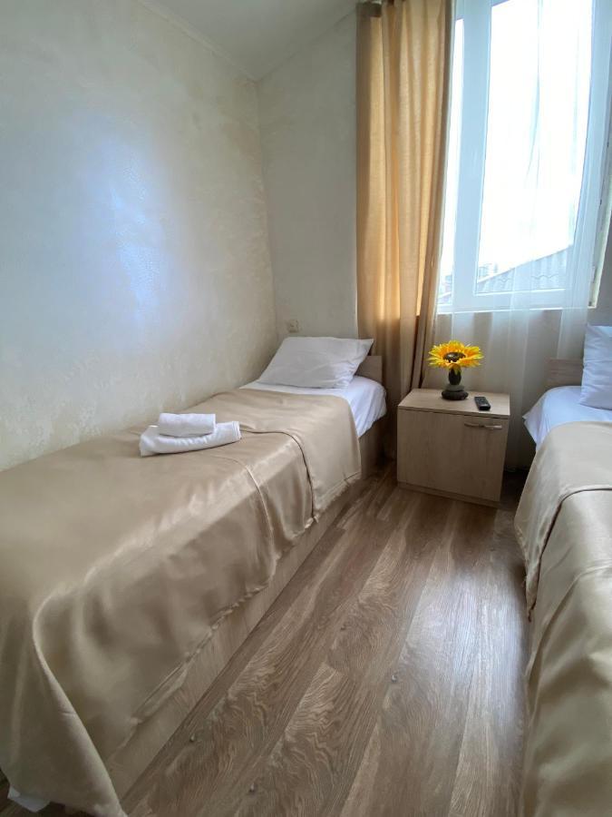 巴统 Holiday House Chkonia酒店 外观 照片