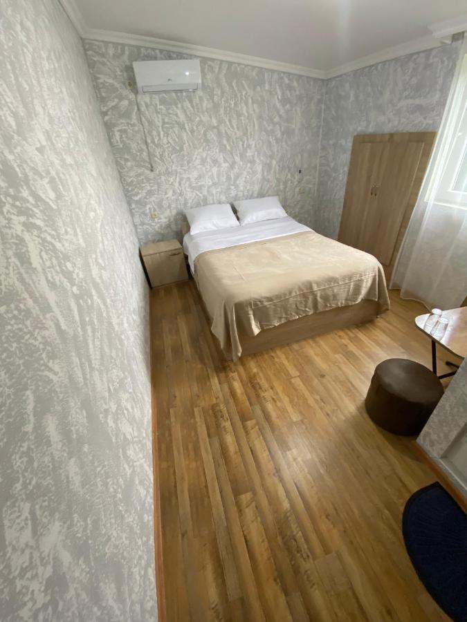 巴统 Holiday House Chkonia酒店 外观 照片