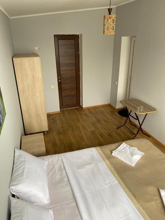 巴统 Holiday House Chkonia酒店 外观 照片
