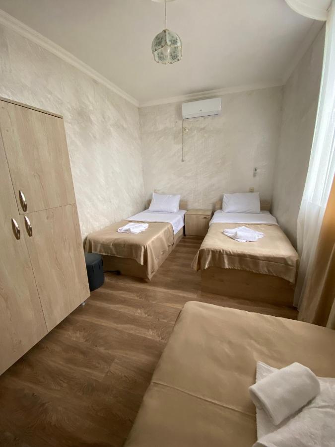 巴统 Holiday House Chkonia酒店 外观 照片