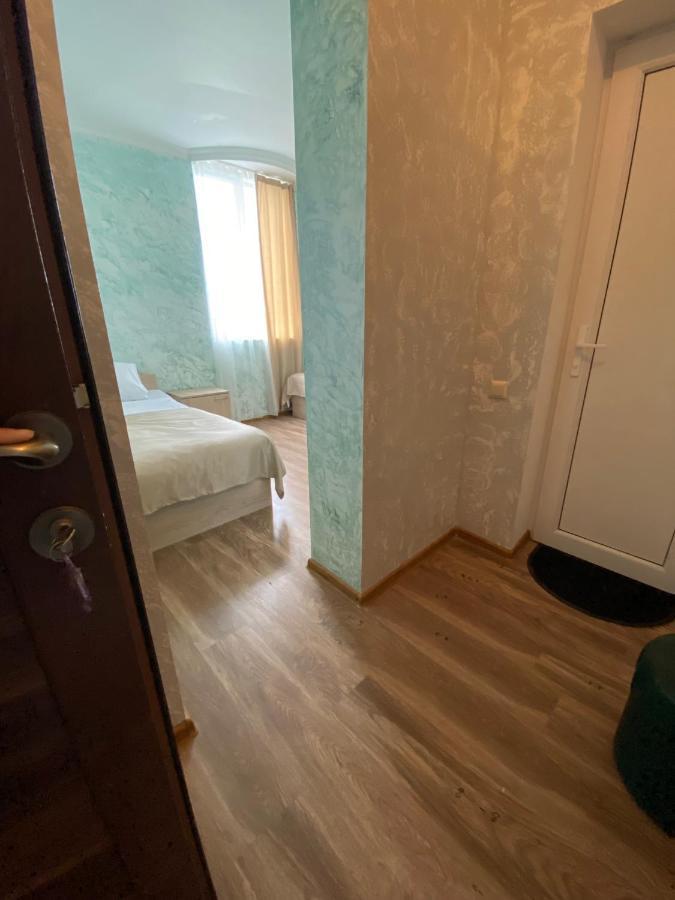 巴统 Holiday House Chkonia酒店 外观 照片
