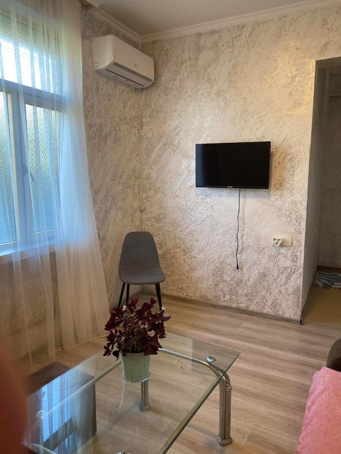 巴统 Holiday House Chkonia酒店 外观 照片