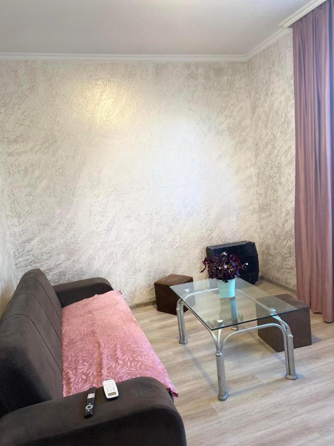 巴统 Holiday House Chkonia酒店 外观 照片